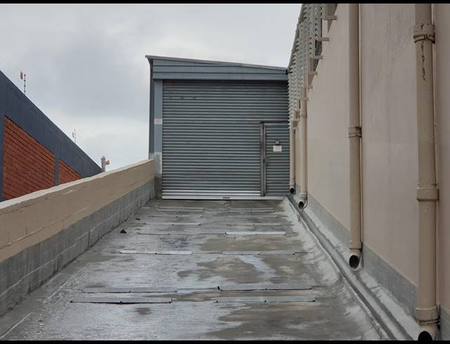 1,427M² WORKSHOP TO LET IN SALT RIVER